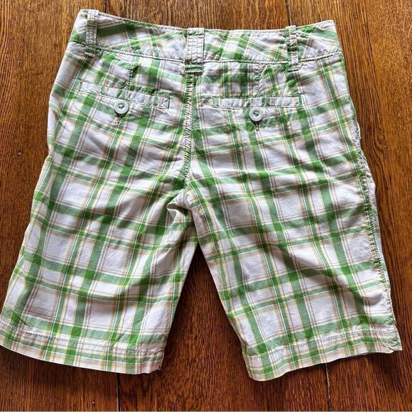 Aeropostale Green White Tan Stripe Shorts Size 3/4 - Picture 2 of 6
